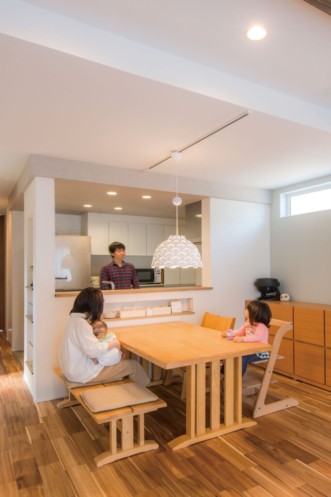 収納のプロと家族思いの家づくり 癒やしと性能を両立させた住まい